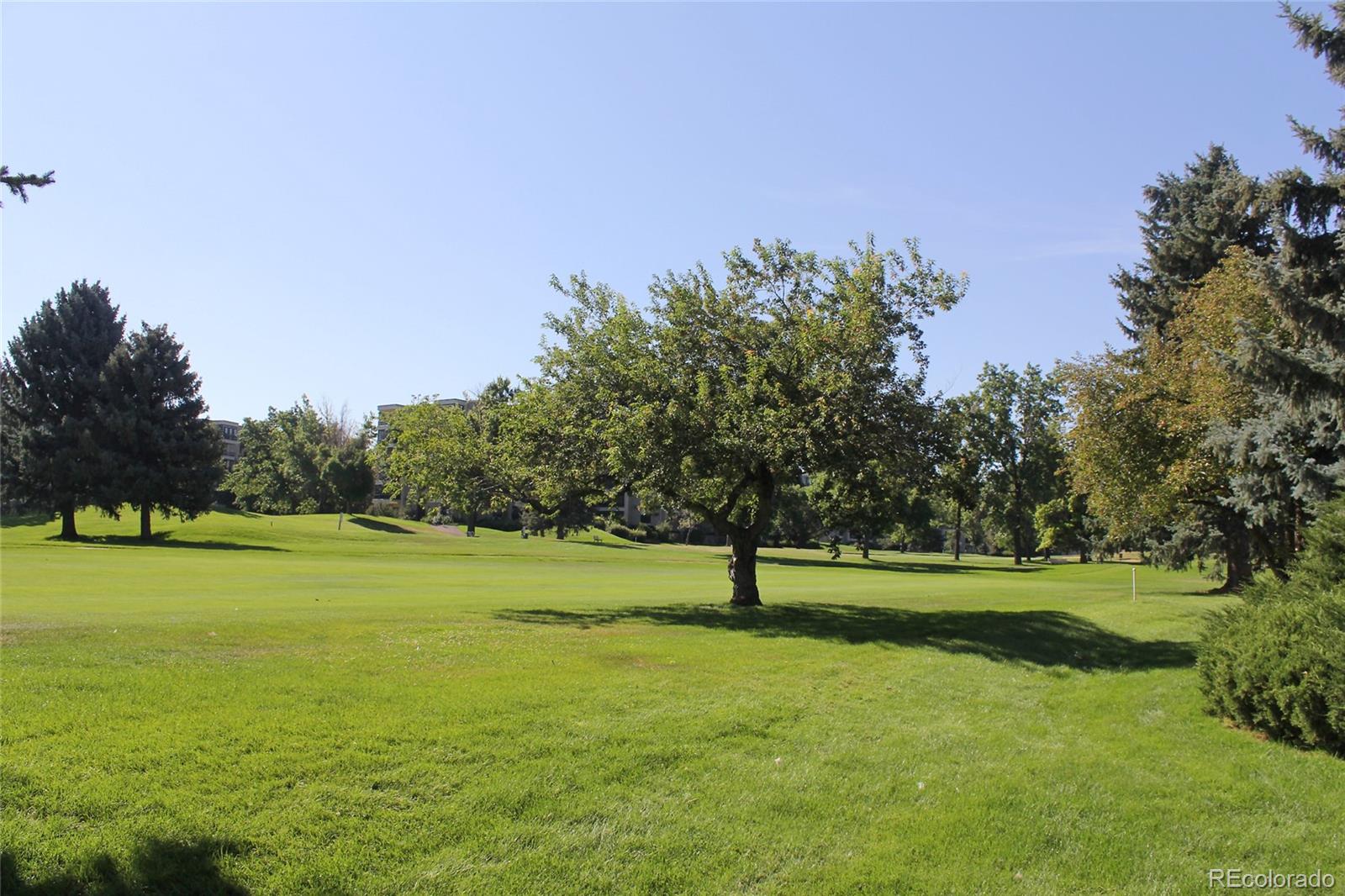 2734 S Heather Gardens Way, Aurora, CO 80014 photo