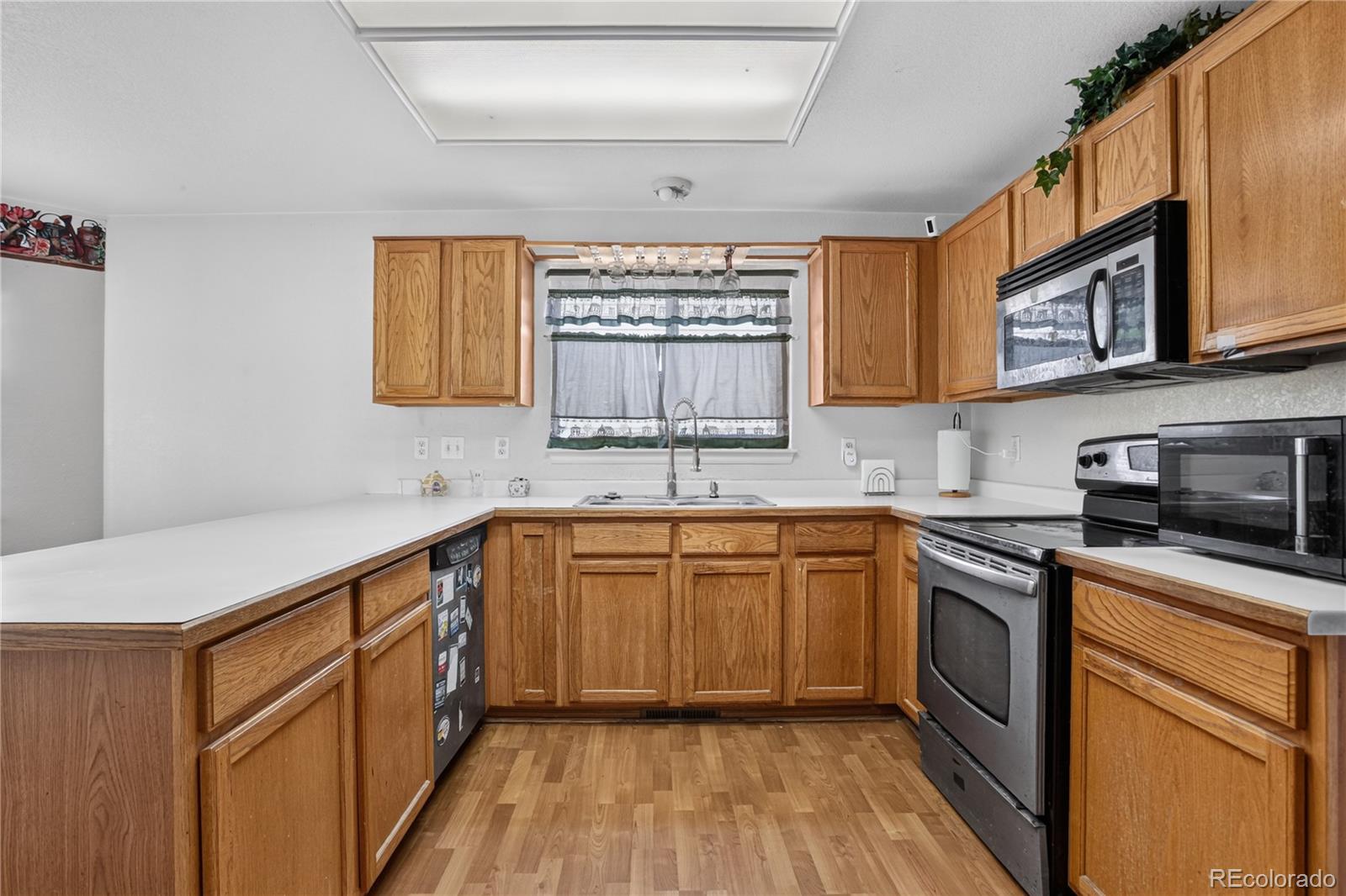 12130 Grape Way, Thornton, CO 80241 photo