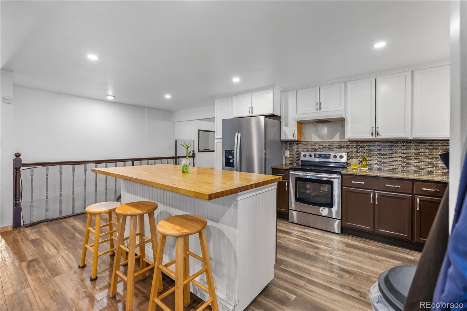 1093 S Holland St, Lakewood, CO 80226 photo