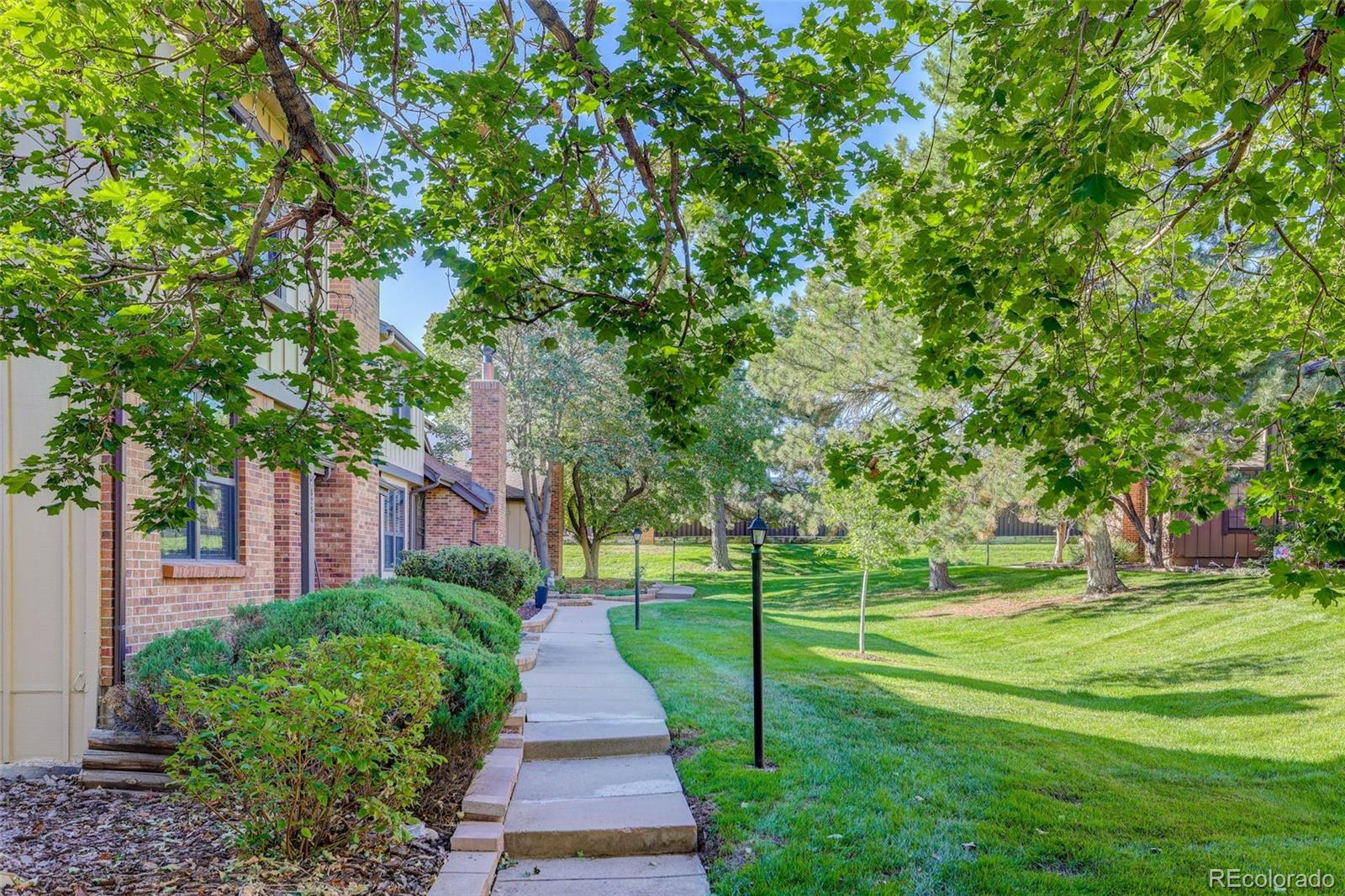8254 E Phillips Pl, Centennial, CO 80112 photo