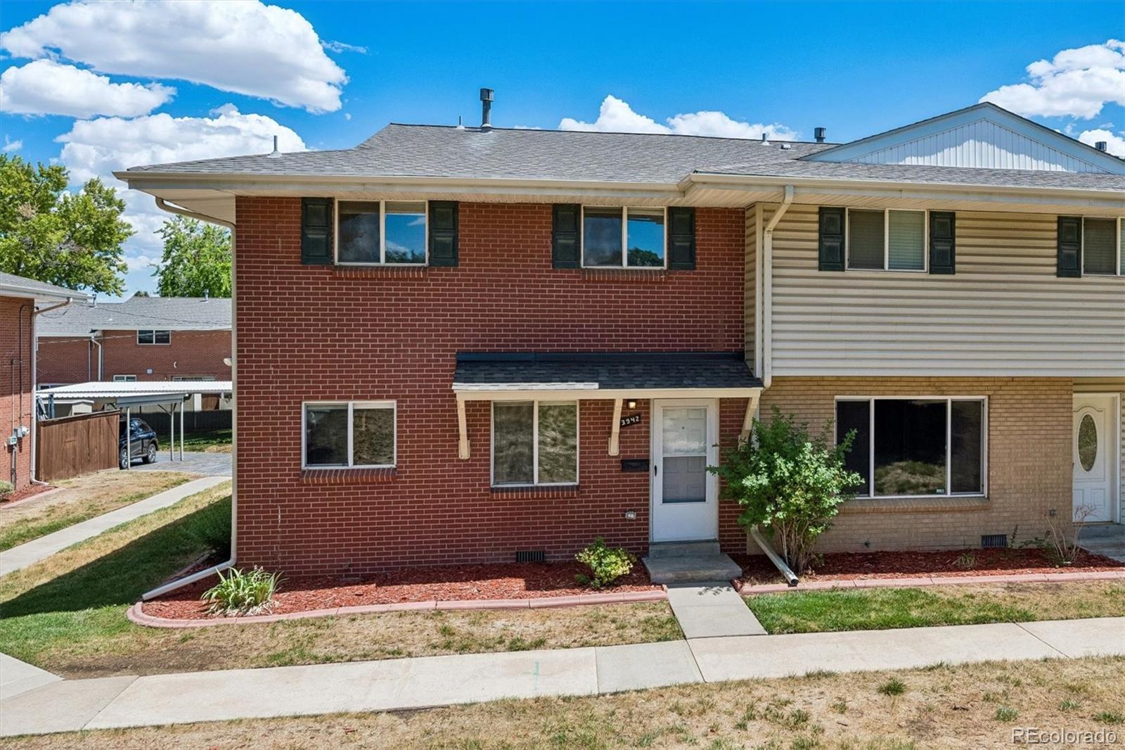 3942 S Yosemite St, Denver, CO 80237 photo