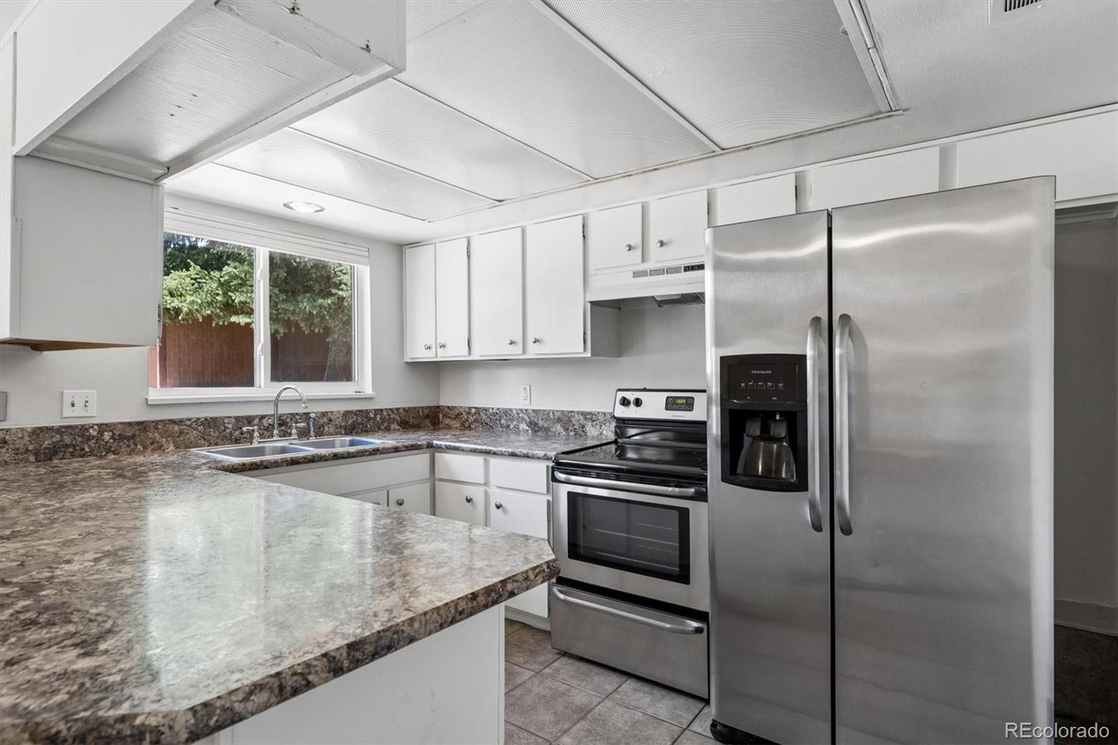 3942 S Yosemite St, Denver, CO 80237 photo