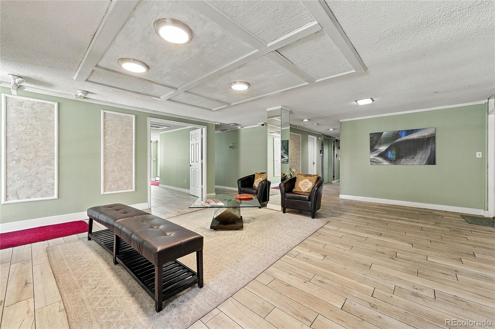 799 Dahlia St #201, Denver, CO 80220 photo