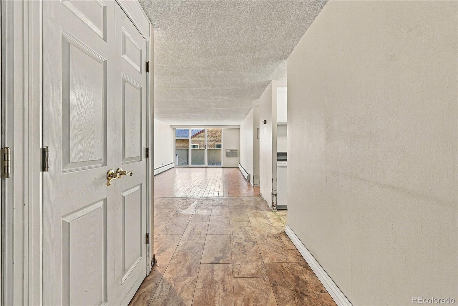 799 Dahlia St #201, Denver, CO 80220 photo