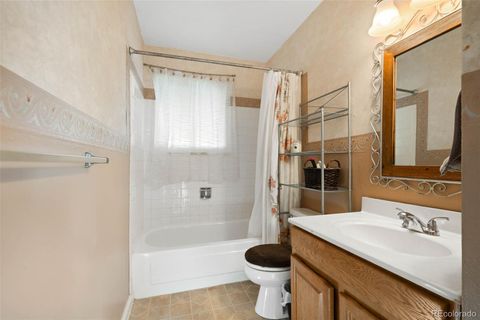 Single Family Residence in Northglenn CO 11624 Claude Court 7.jpg