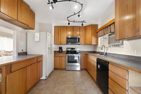 Single Family Residence in Northglenn CO 11624 Claude Court 15.jpg
