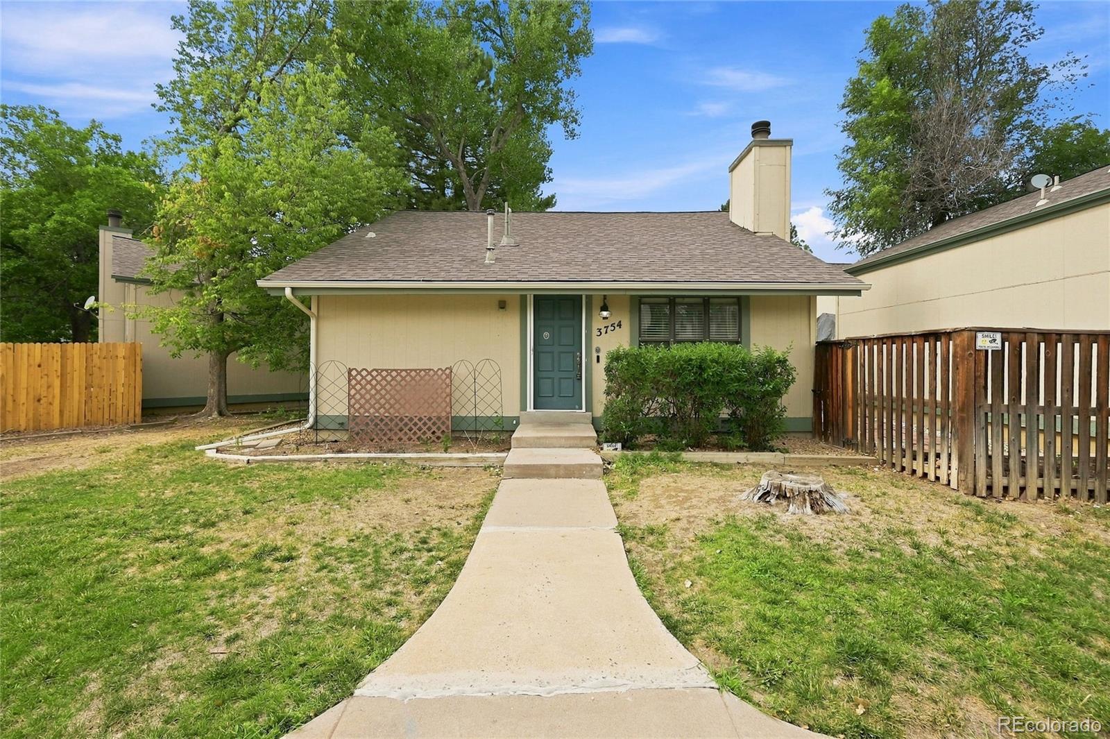 3754 S Danube Cir, Aurora, CO 80013 photo