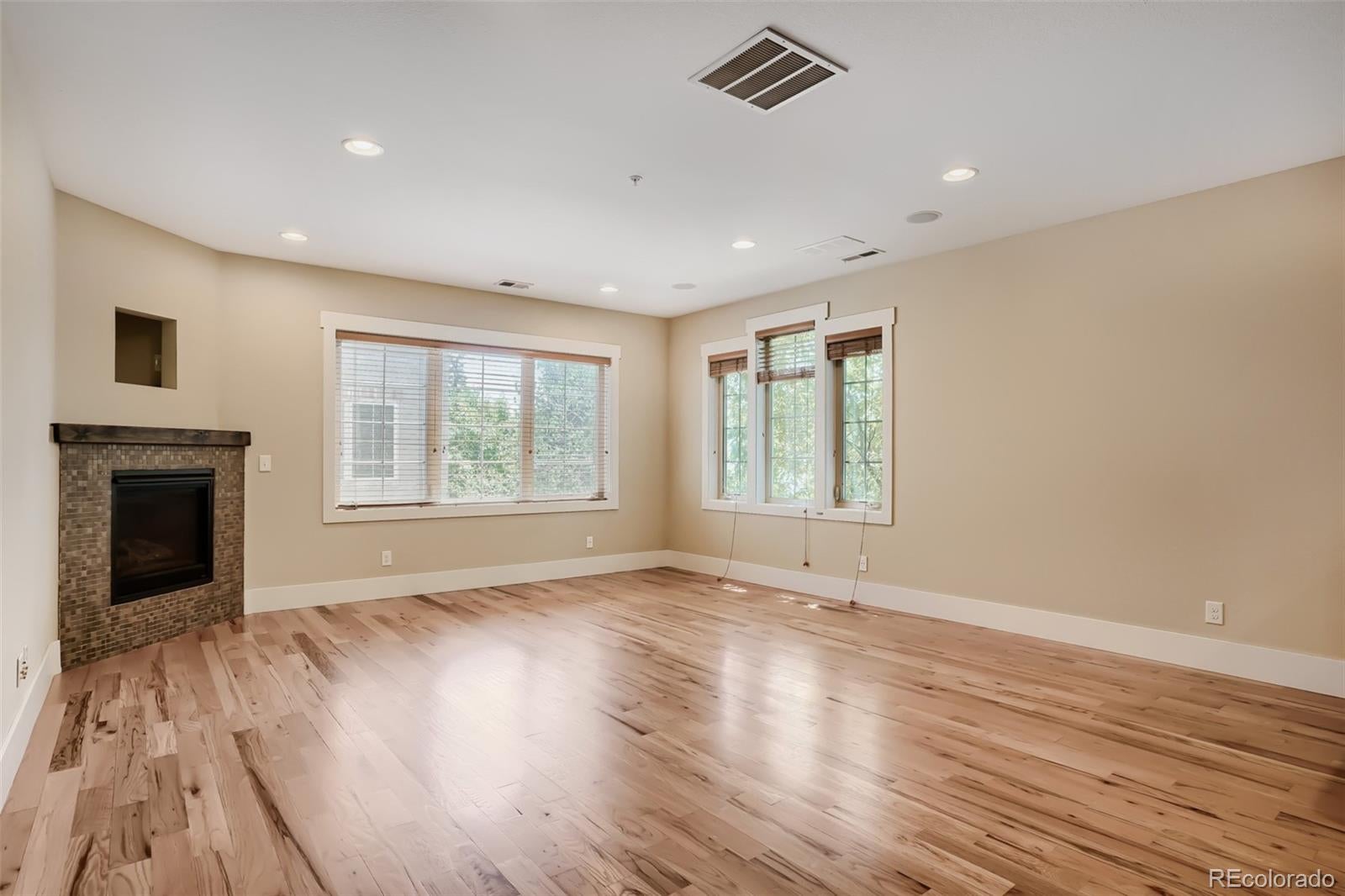 930 S Pearl St #101, Denver, CO 80209 photo