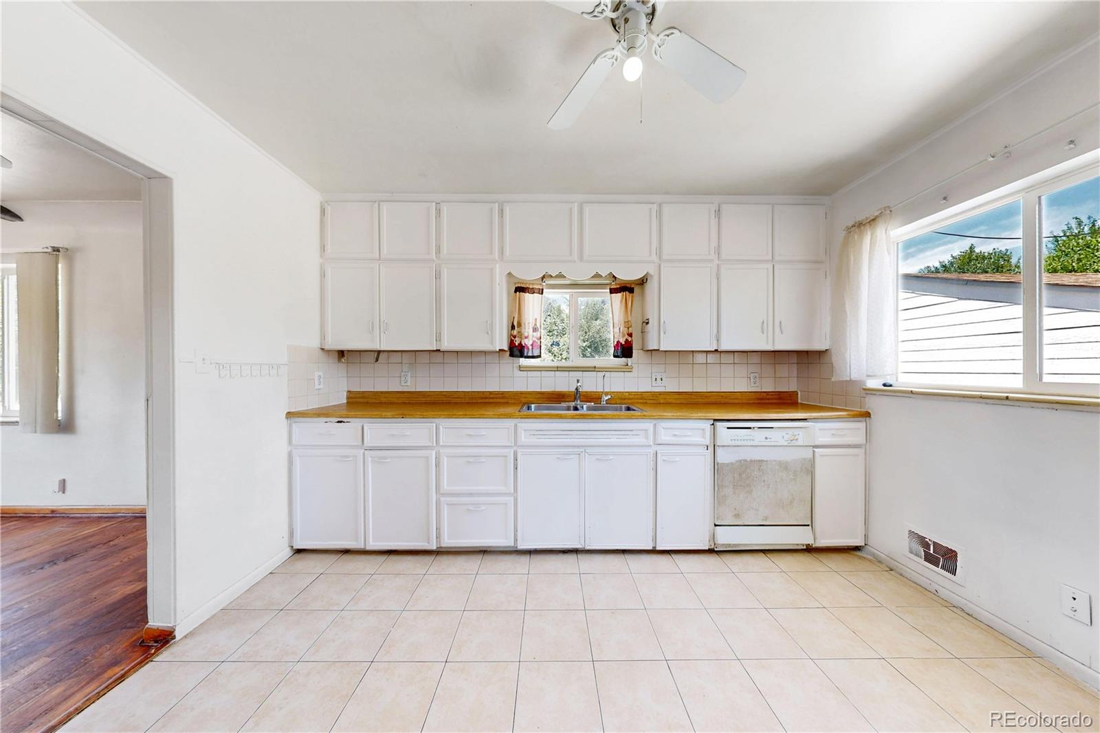 2221 W 55 Ave, Denver, CO 80221 photo