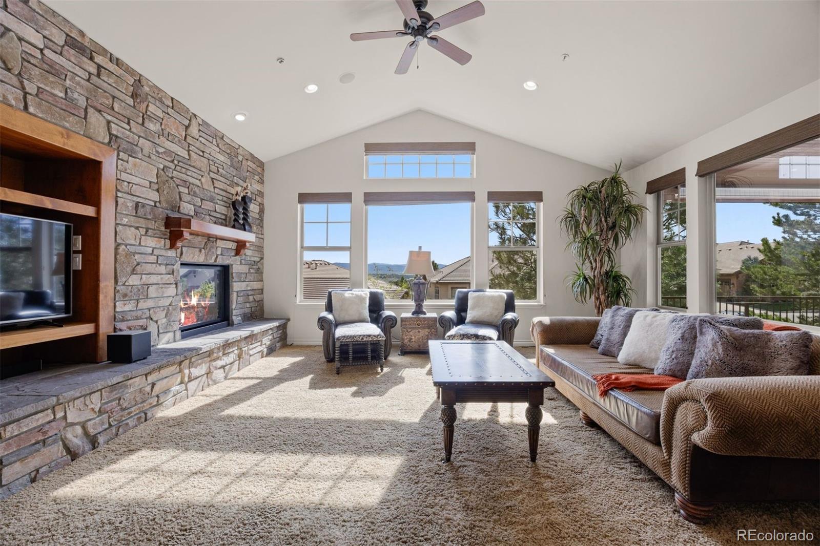 4366 Chateau Ridge Ln, Castle Rock, CO 80108 photo