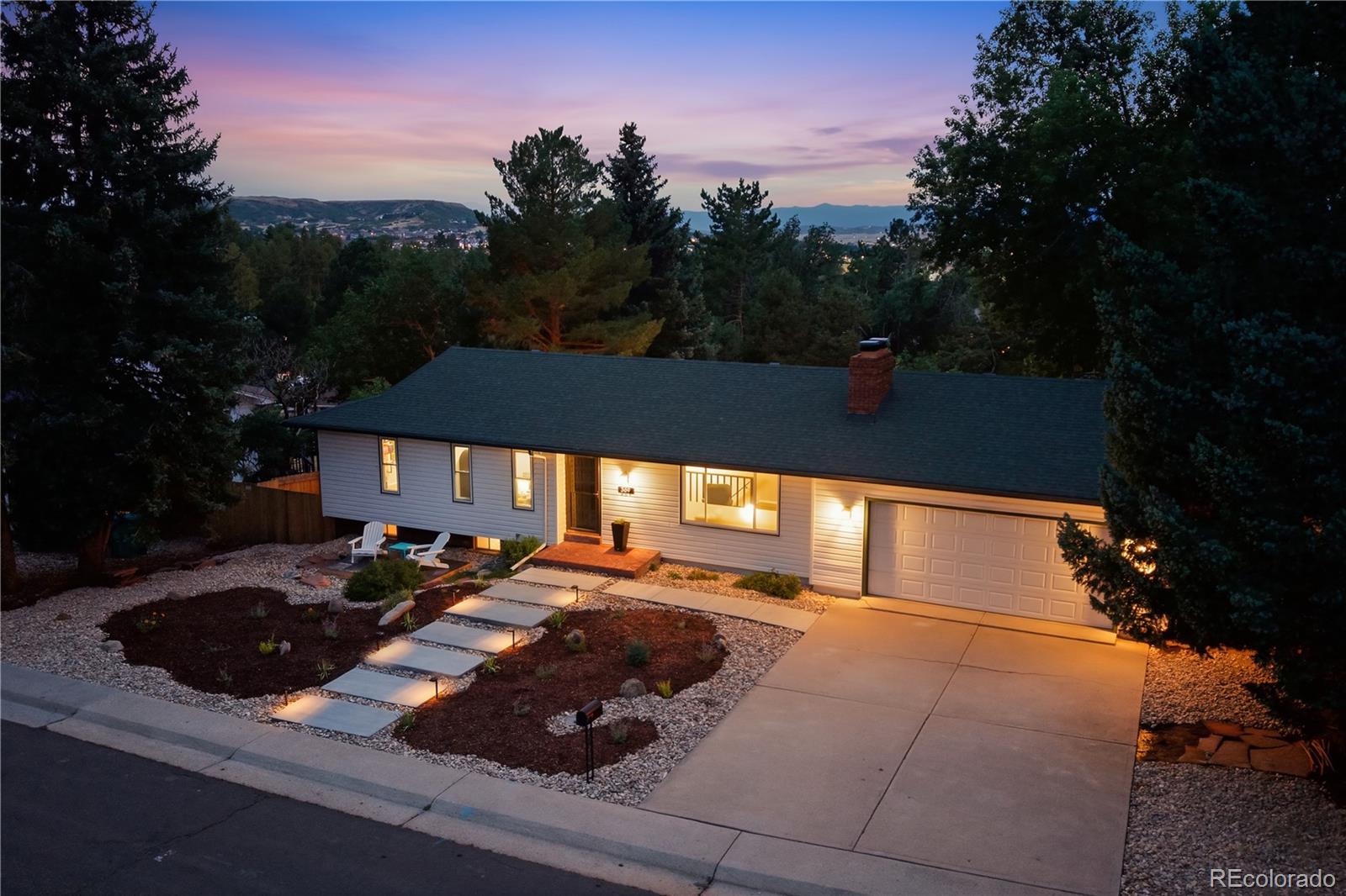 369 Burgess Dr, Castle Rock, CO 80104 photo