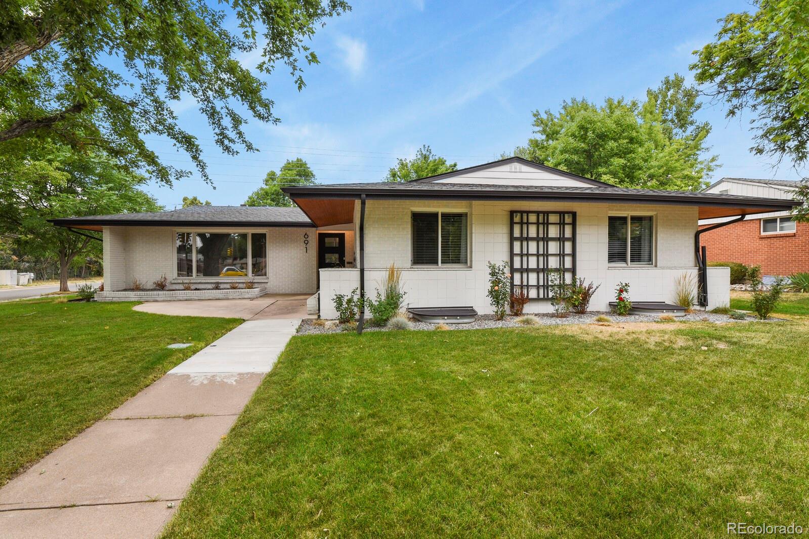 691 Holly St, Denver, CO 80246