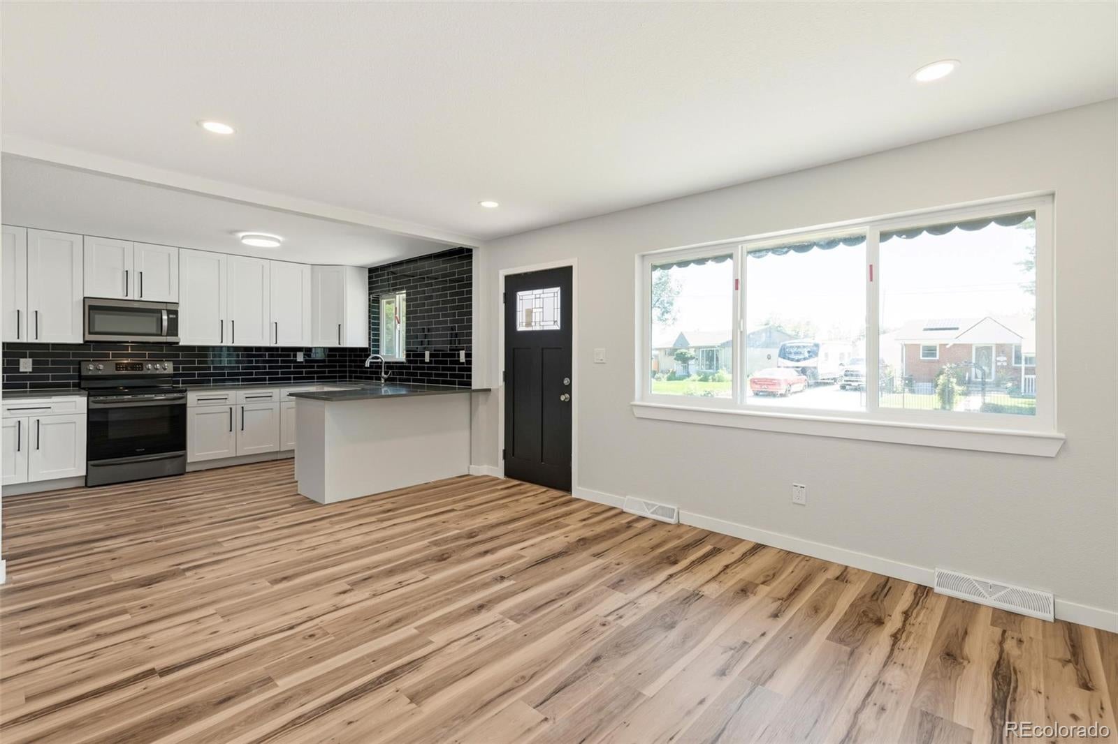 9241 Aspen Dr, Thornton, CO 80229 photo