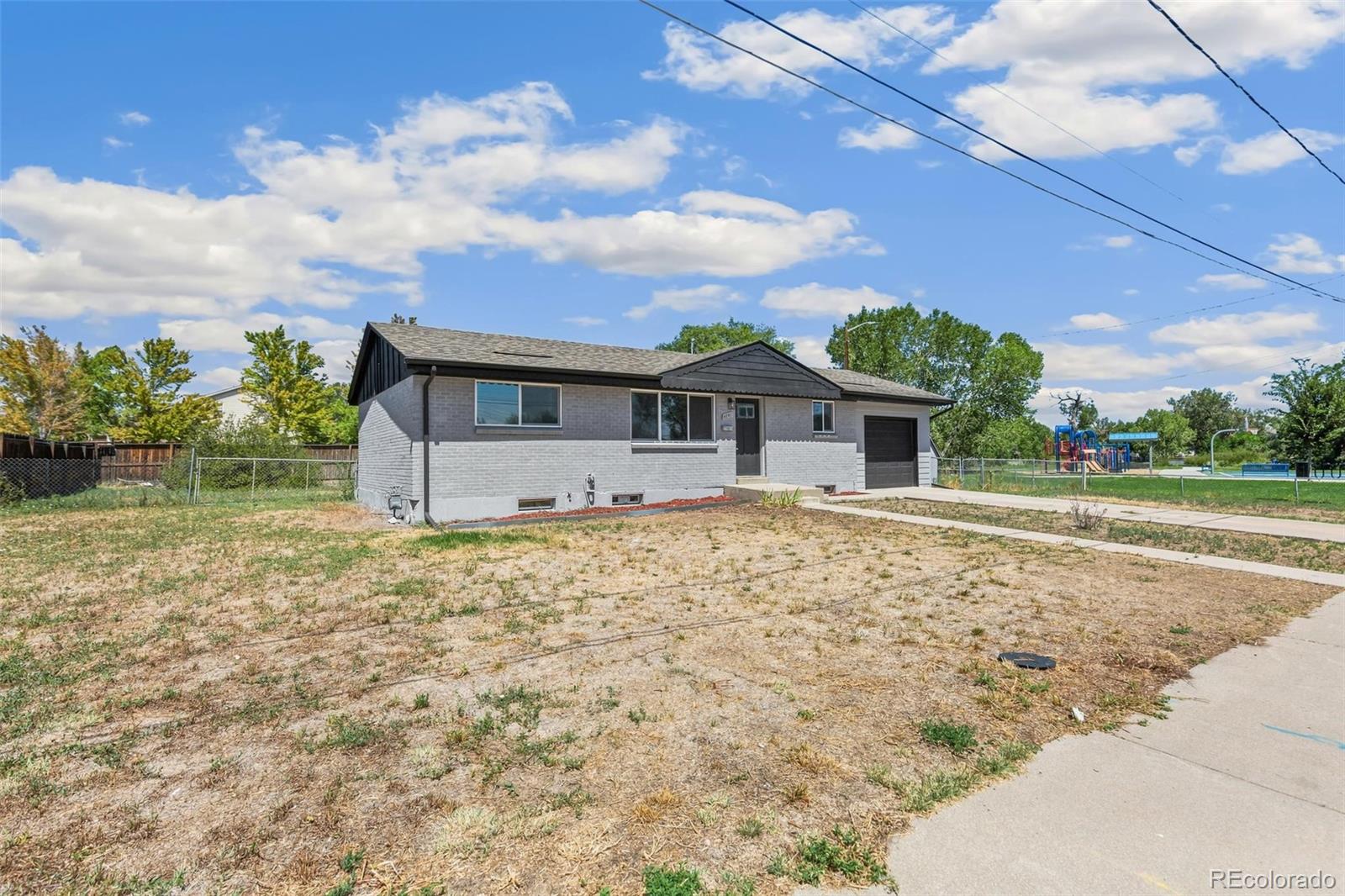 9241 Aspen Dr, Thornton, CO 80229 photo