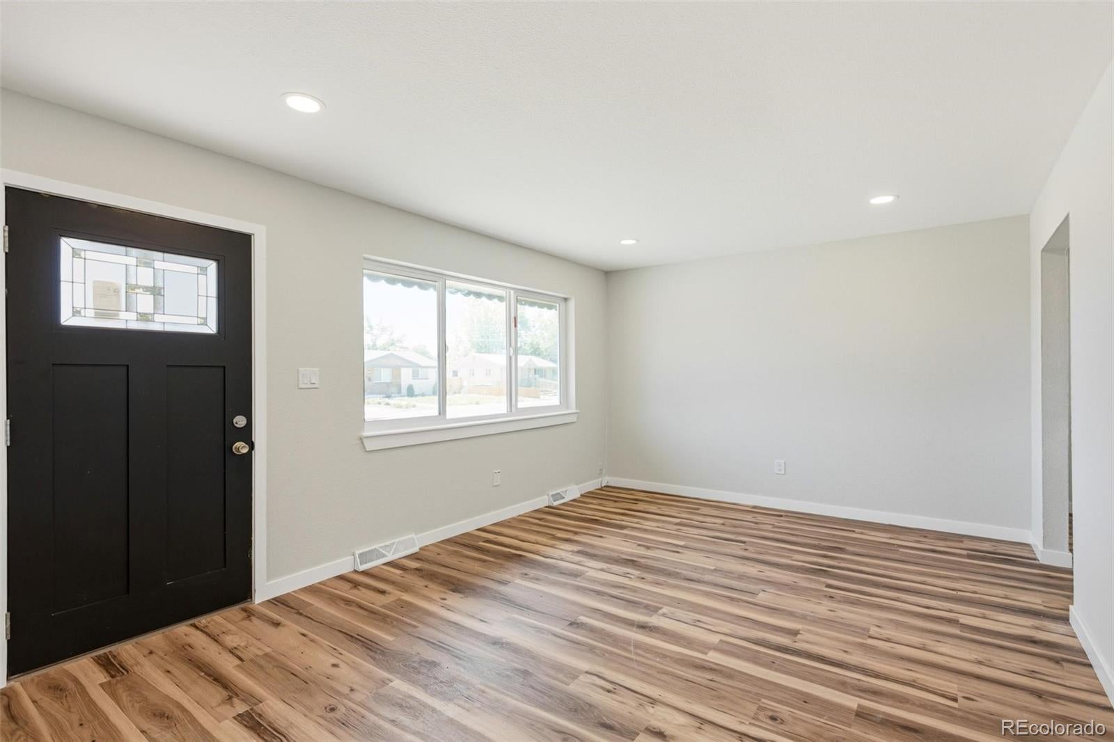 9241 Aspen Dr, Thornton, CO 80229 photo