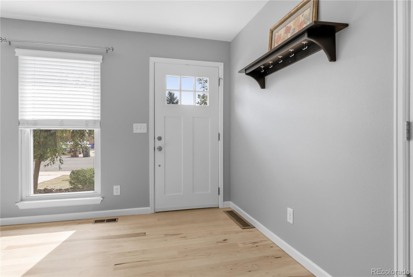 1809 E Cottonwood St, Broomfield, CO 80020 photo