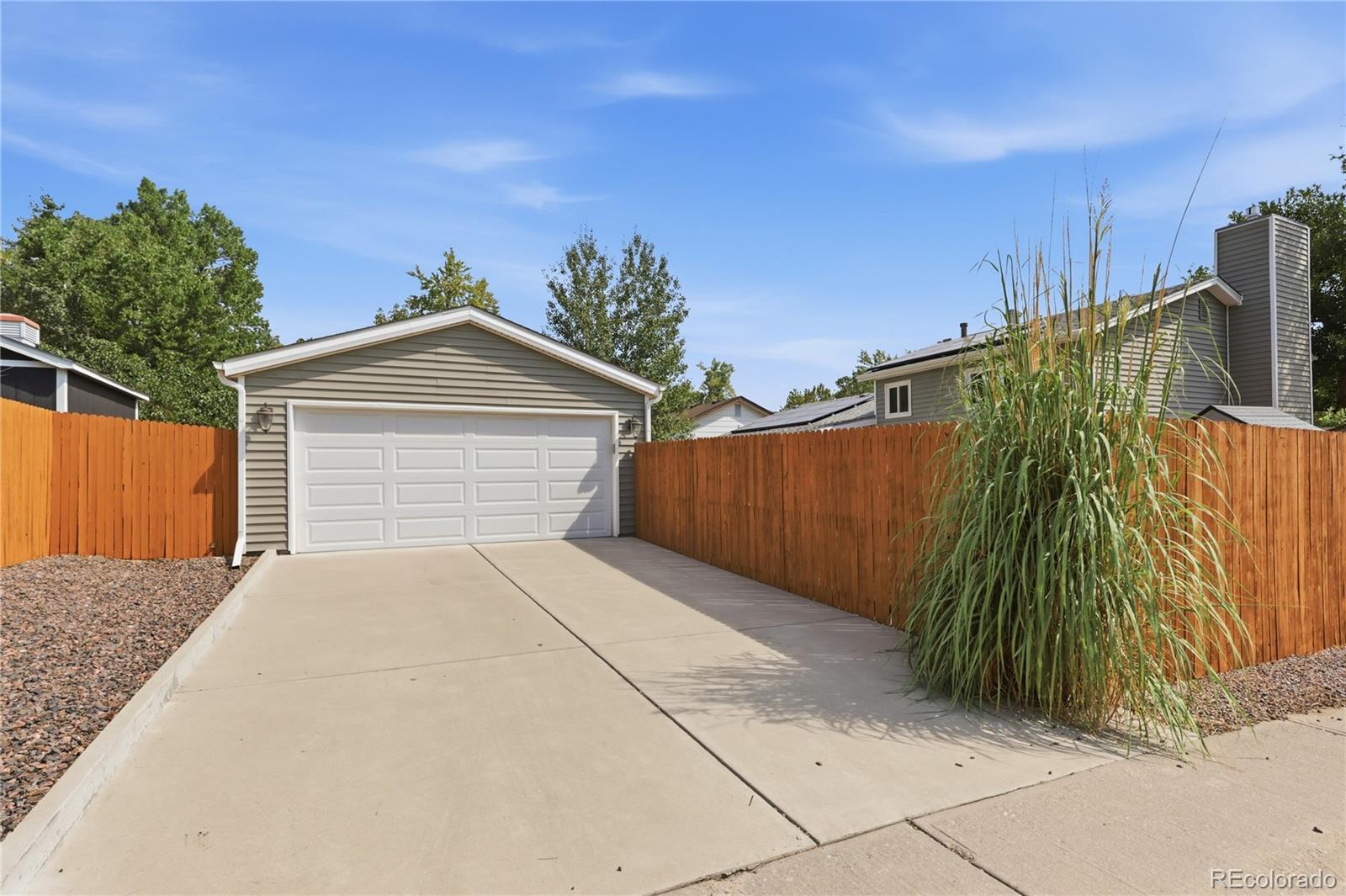 1809 E Cottonwood St, Broomfield, CO 80020 photo