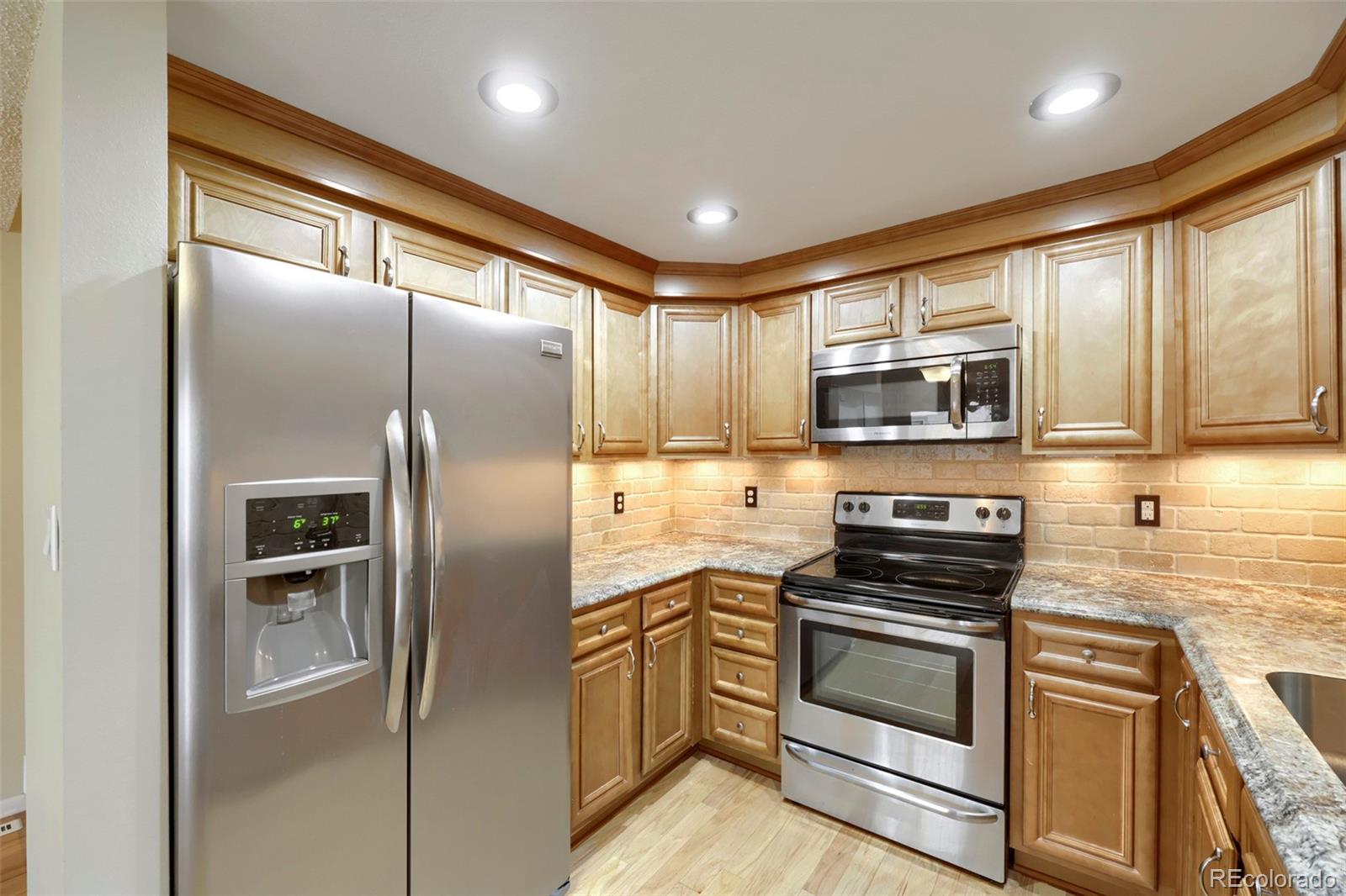 701 N Harlan St #27, Lakewood, CO 80214 photo