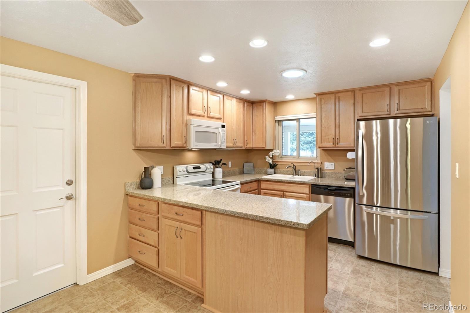 1268 S Independence St, Denver, CO 80232 photo