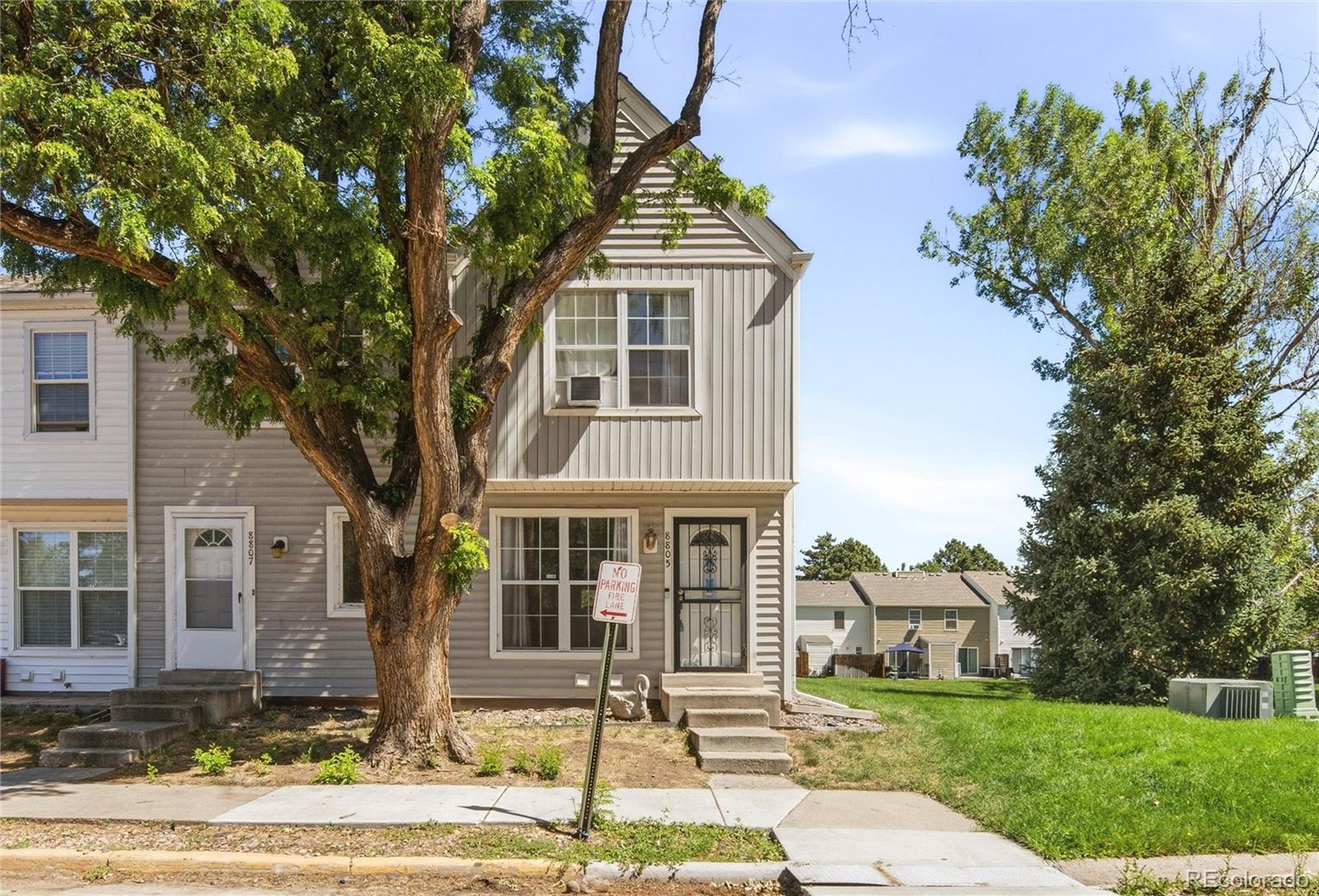 8805 Floyd Ave, Lakewood, CO 80227