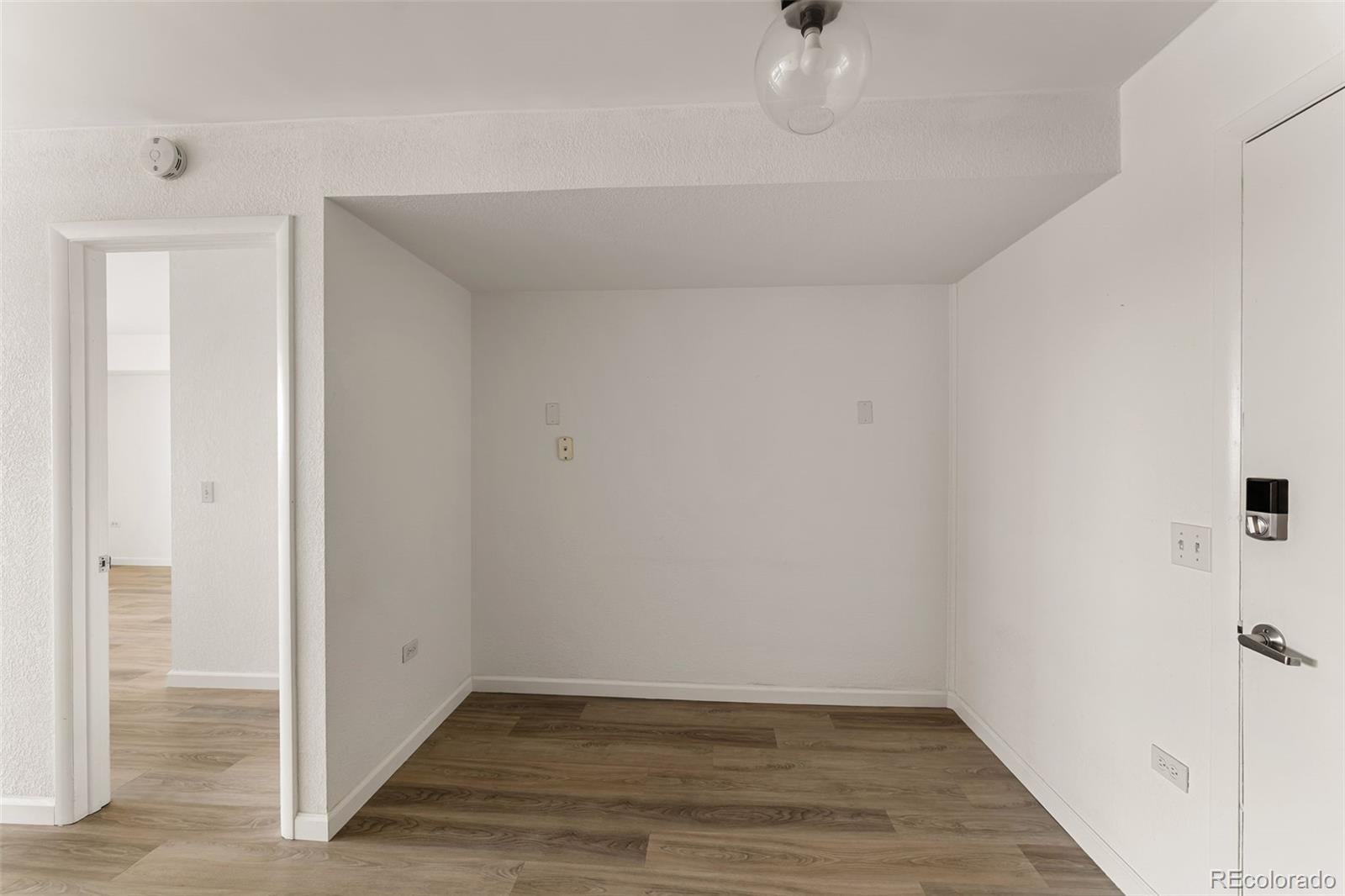 909 N Logan St #11 I, Denver, CO 80203 photo