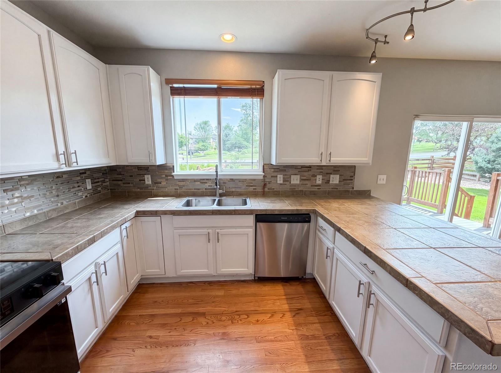 10494 Ouray St, Commerce City, CO 80022 photo