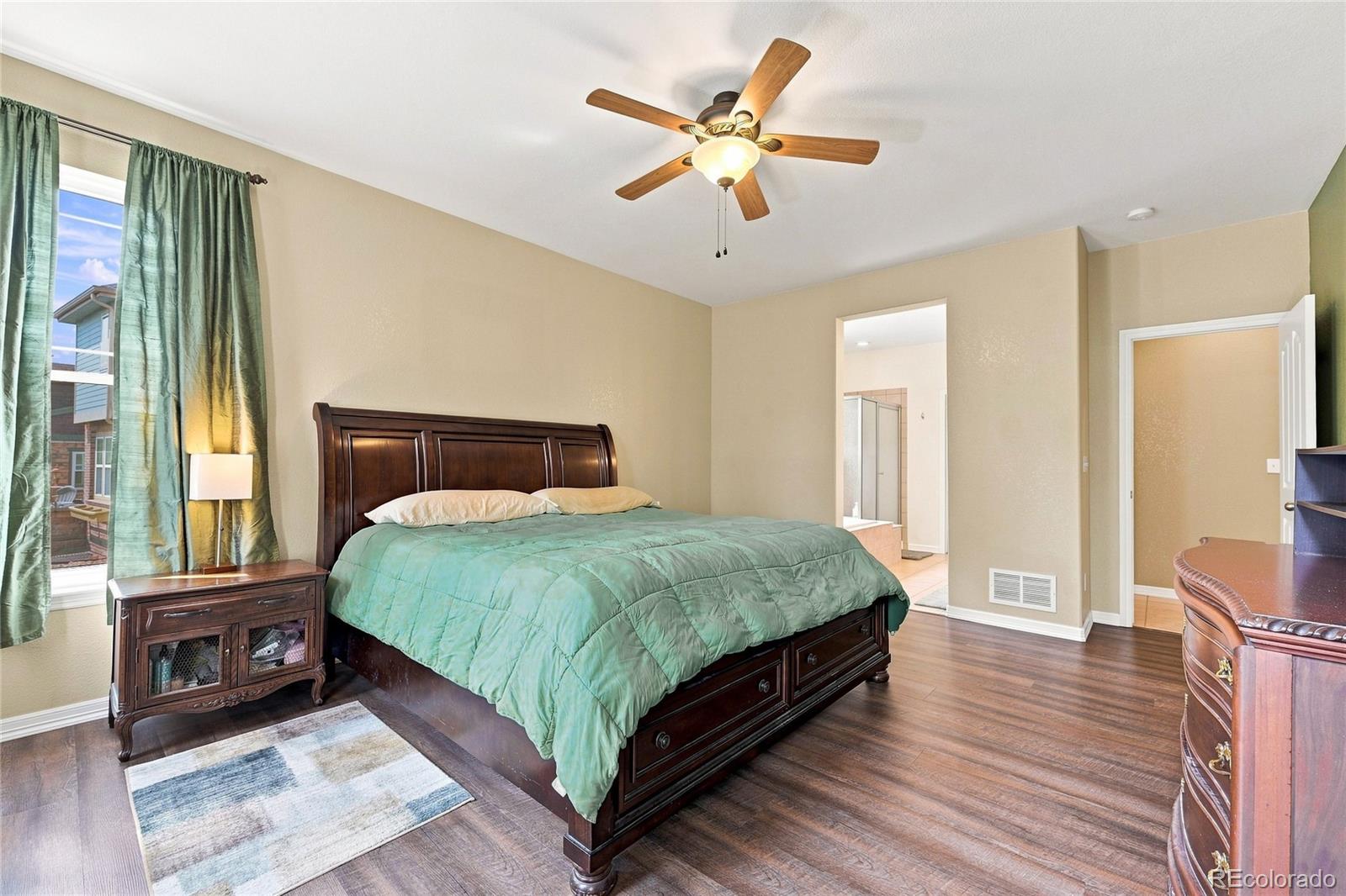 186 N Coolidge Way, Aurora, CO 80018 photo