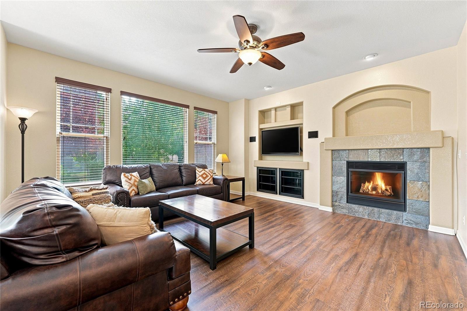 186 N Coolidge Way, Aurora, CO 80018 photo
