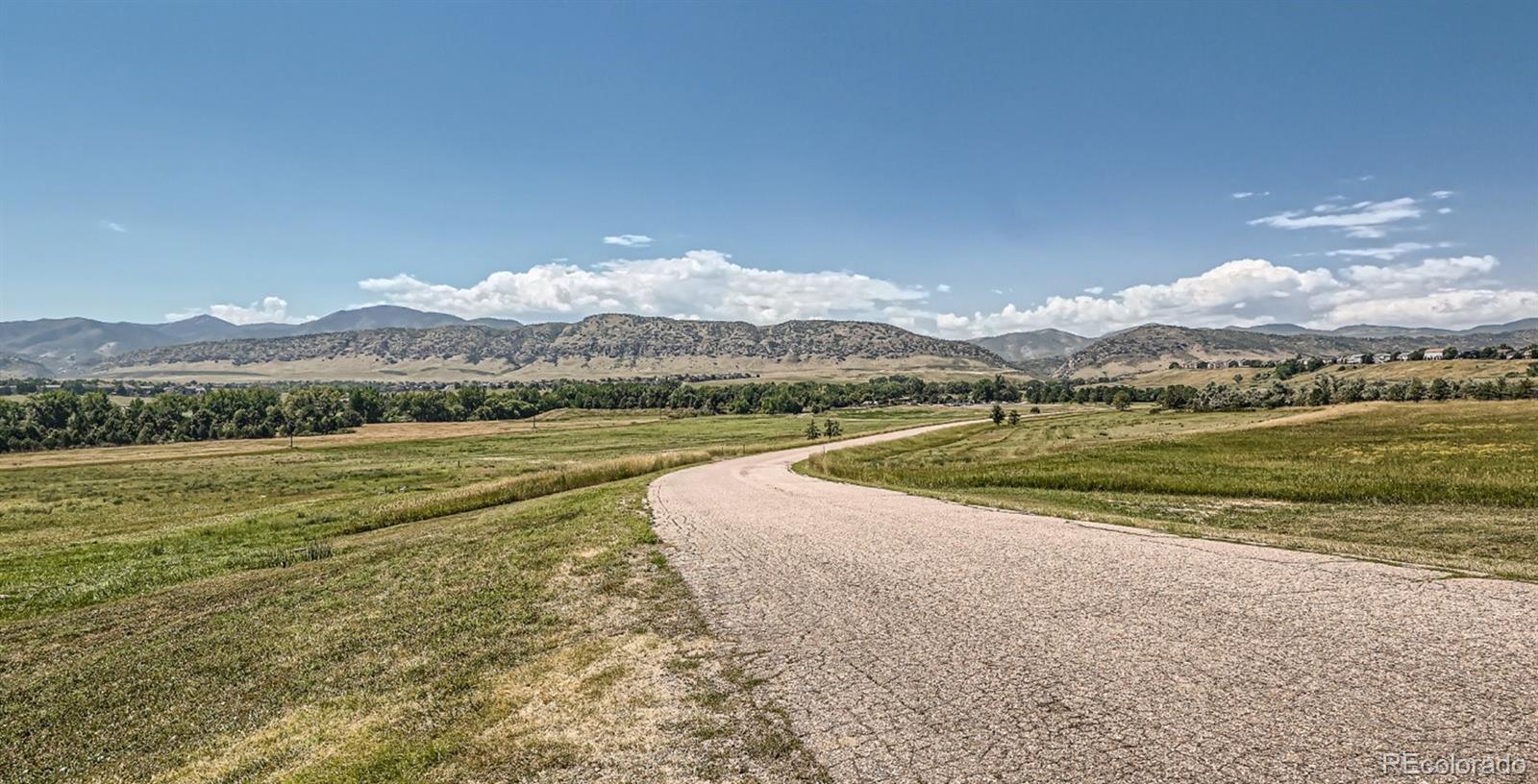 7454 Whiteclover Ln, Littleton, CO 80125 photo