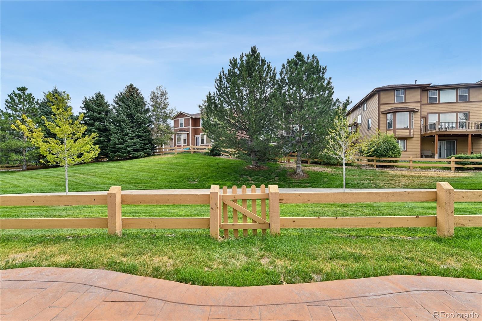 3110 Redhaven Way, Highlands Ranch, CO 80126 photo