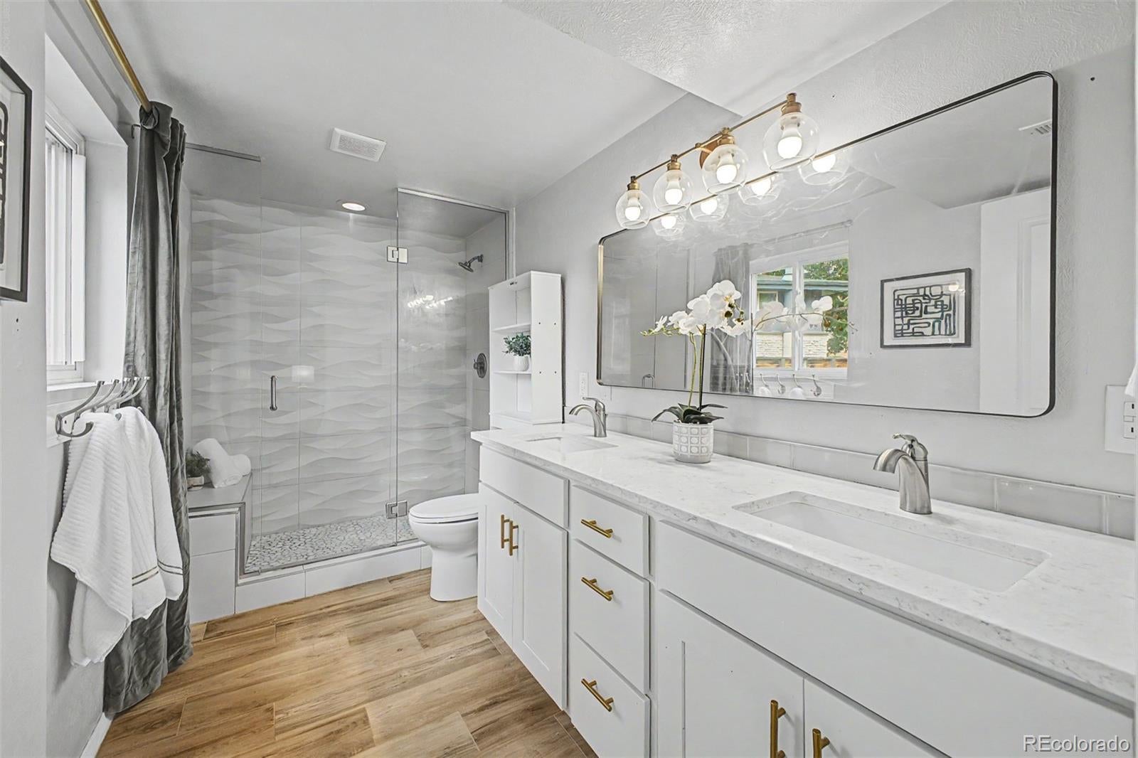 660 S Arbutus St, Lakewood, CO 80228 photo