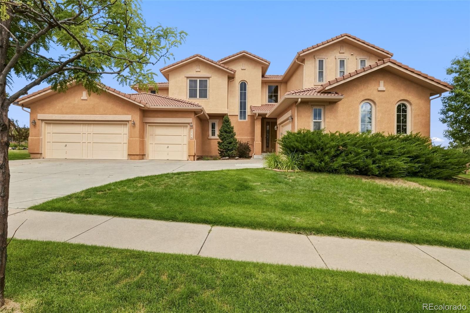 2114 Diamond Creek Dr, Colorado Springs, CO 80921