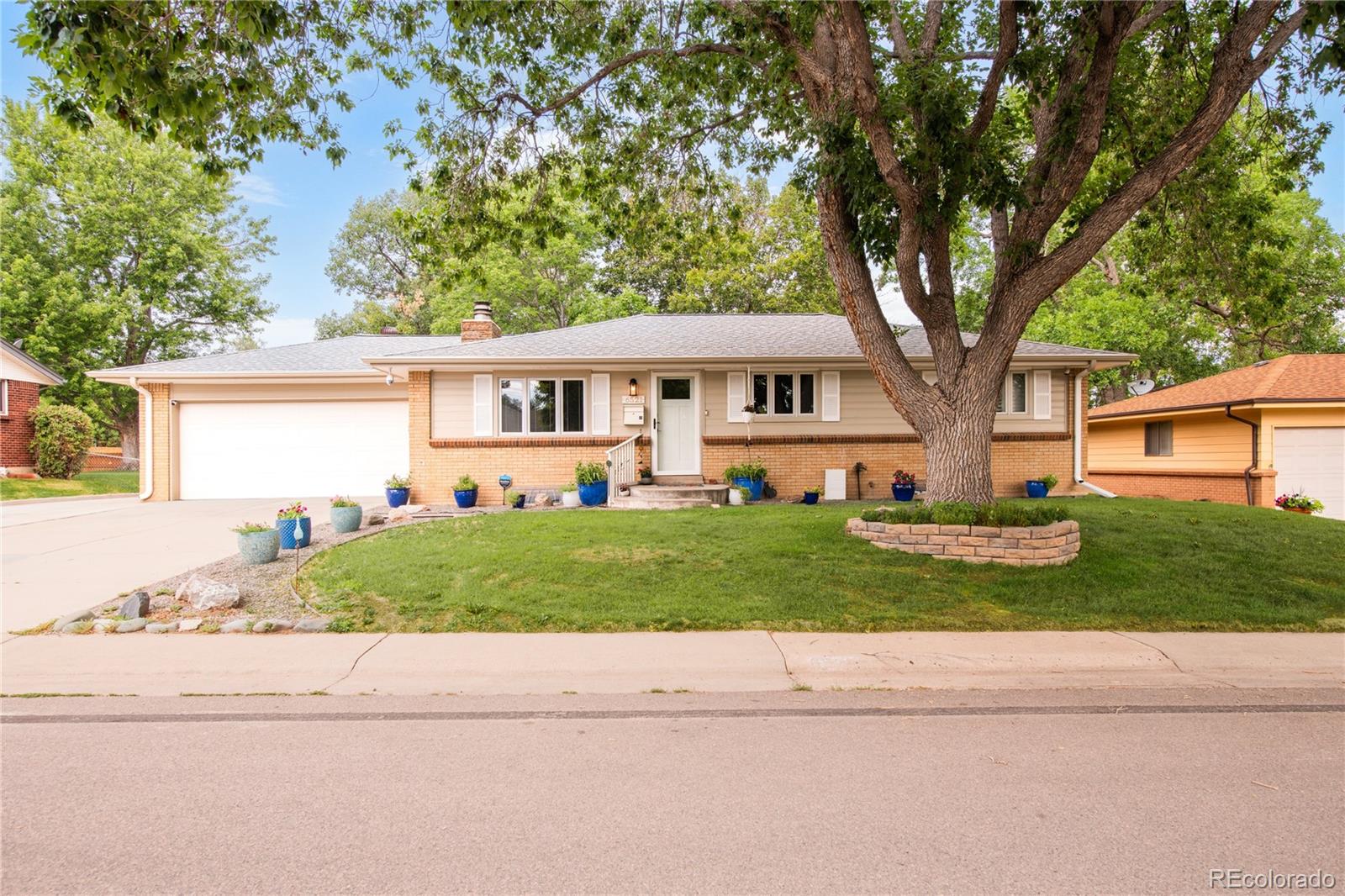 6521 Logan St, Centennial, CO 80121