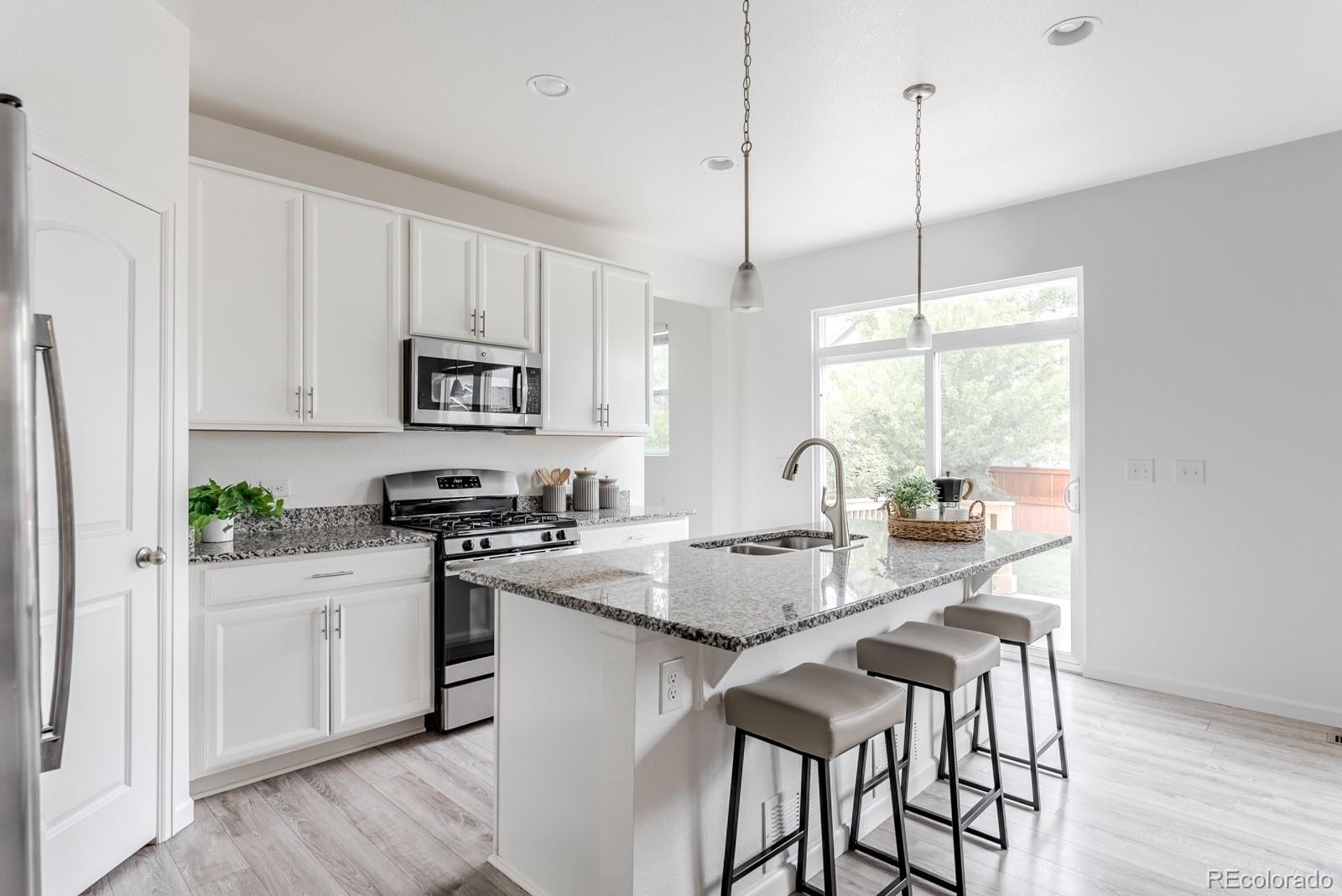 631 W 170 Pl, Broomfield, CO 80023 photo