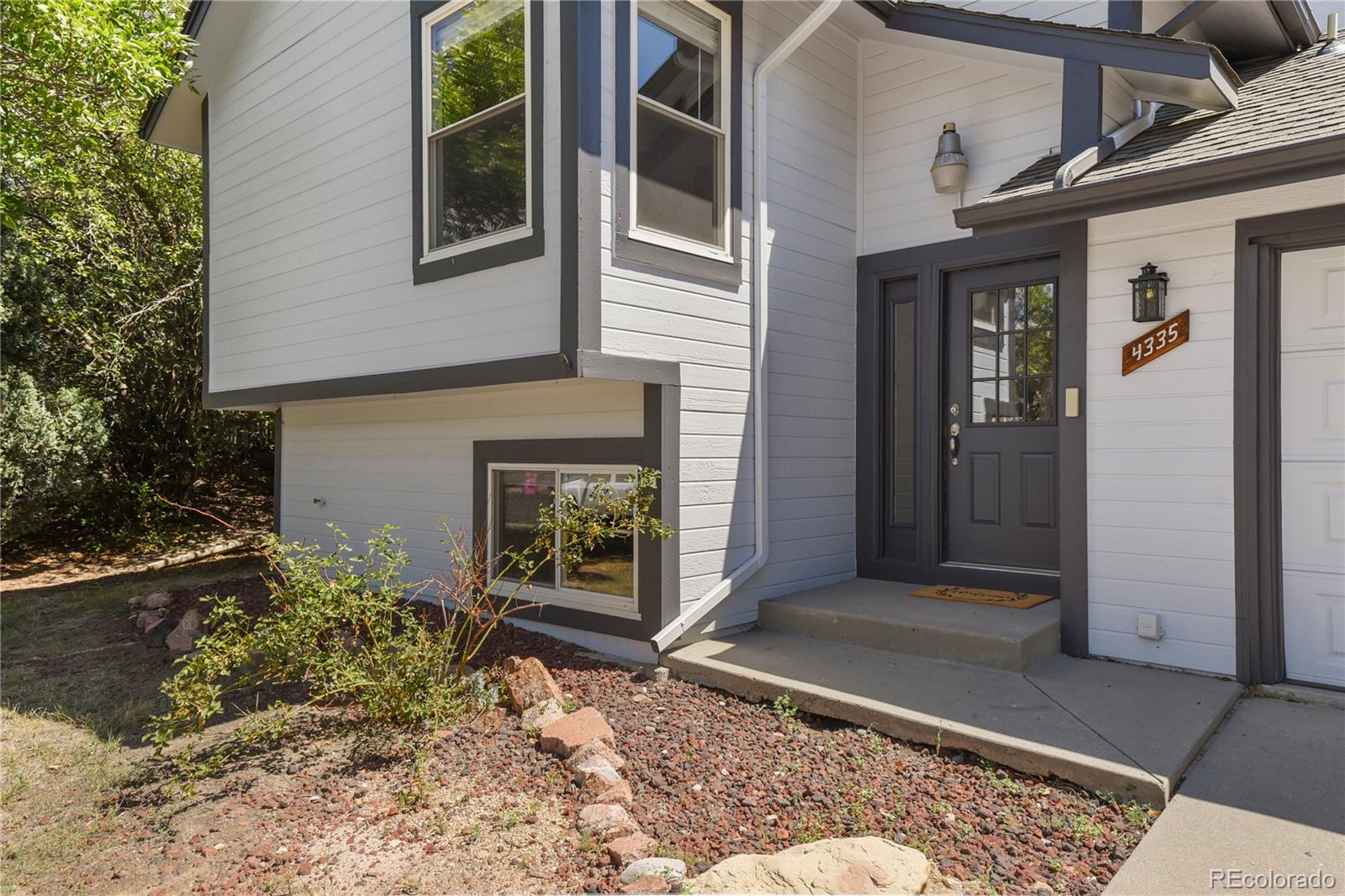 4335 Conquista Dr, Colorado Springs, CO 80916 photo