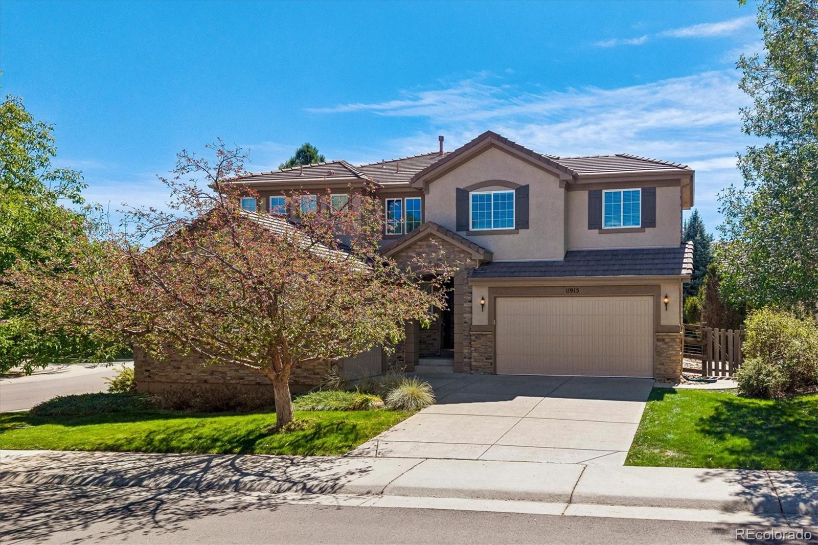 11915 E Lake Cir, Greenwood Village, CO 80111 photo