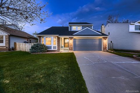 Single Family Residence in Littleton CO 7054 S Flower Court.jpg