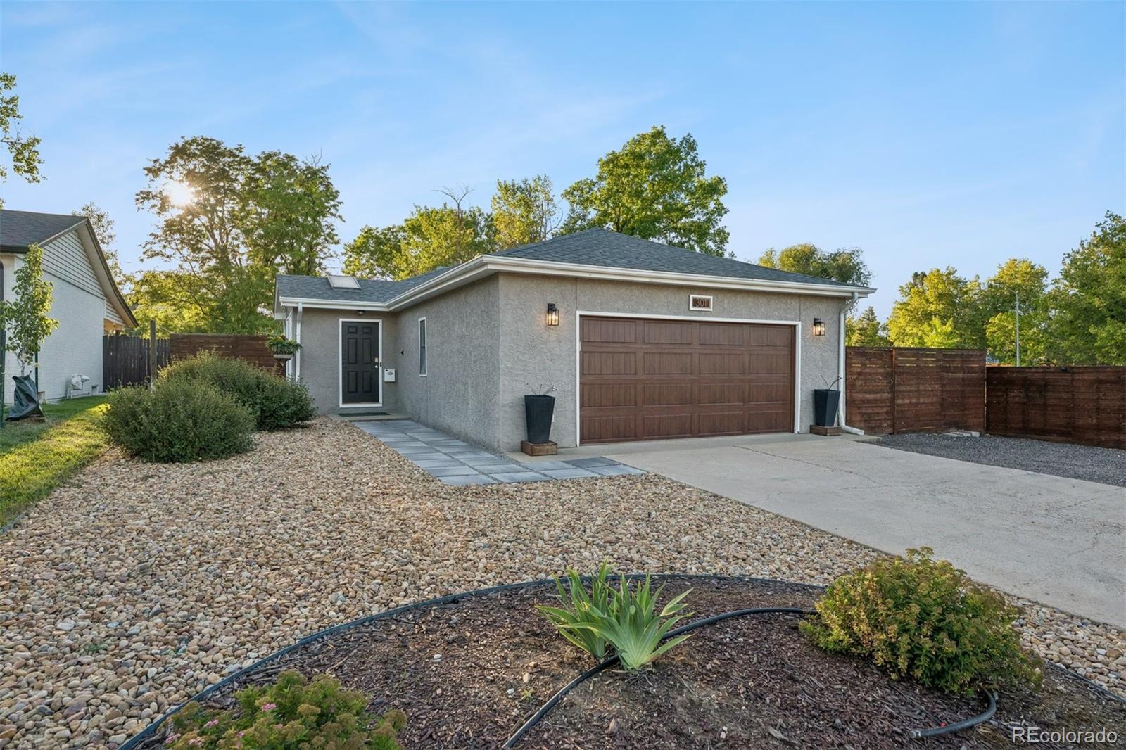 301 S Krameria St, Denver, CO 80224 photo