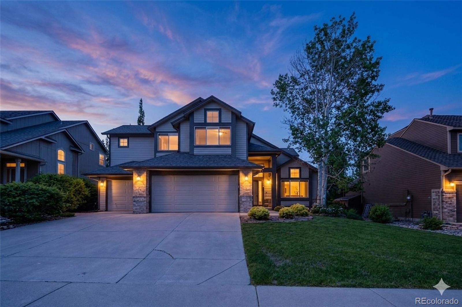 355 Peregrine Cir, Broomfield, CO 80020 photo