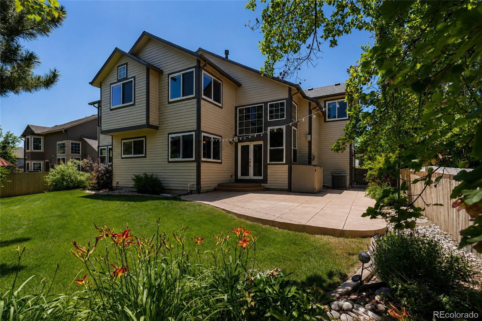 355 Peregrine Cir, Broomfield, CO 80020 photo