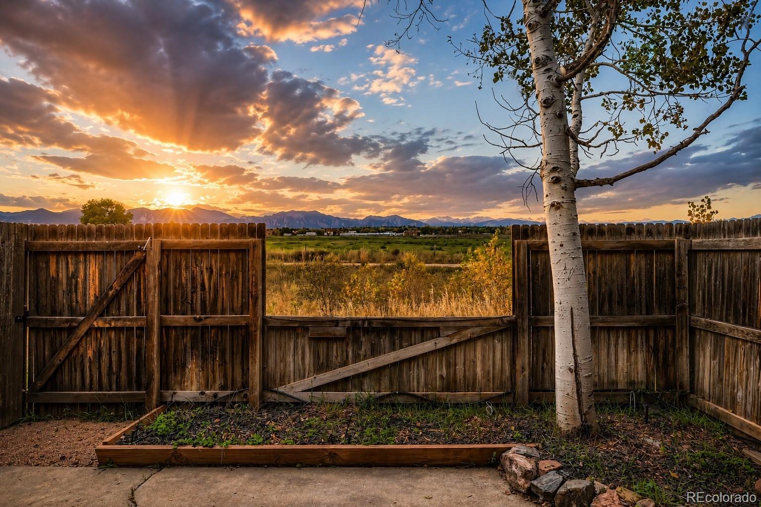 1858 Centaur Cir, Lafayette, CO 80026 photo