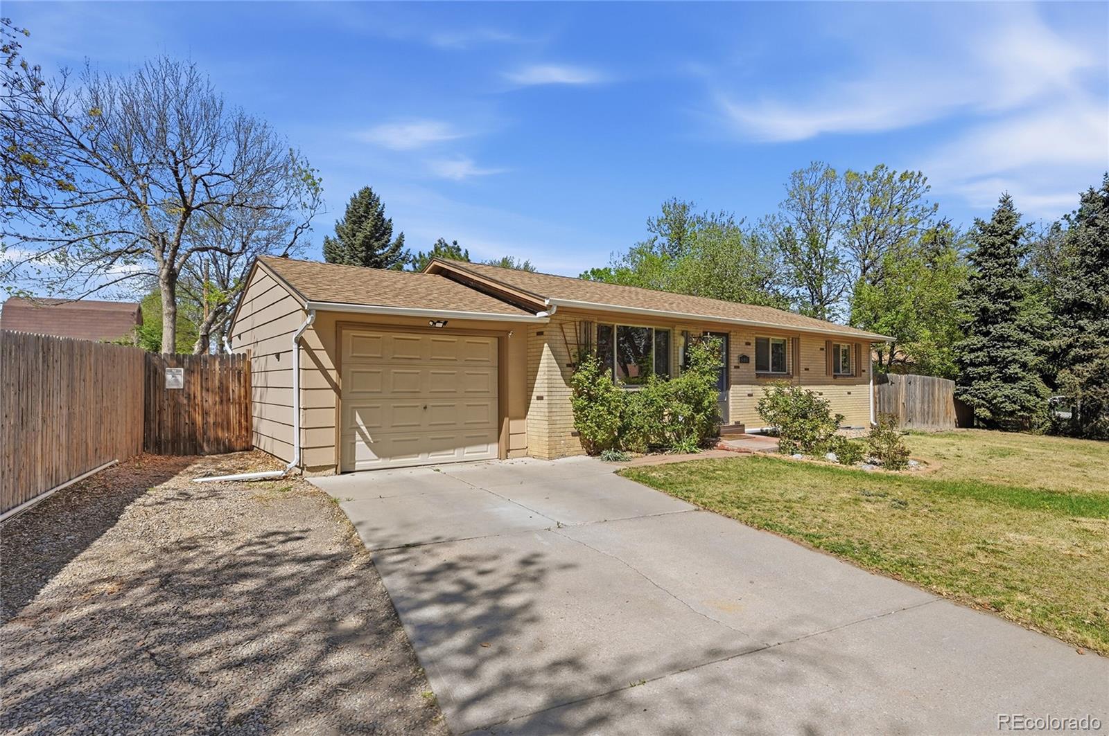 681 S Quari St, Aurora, CO 80012 photo