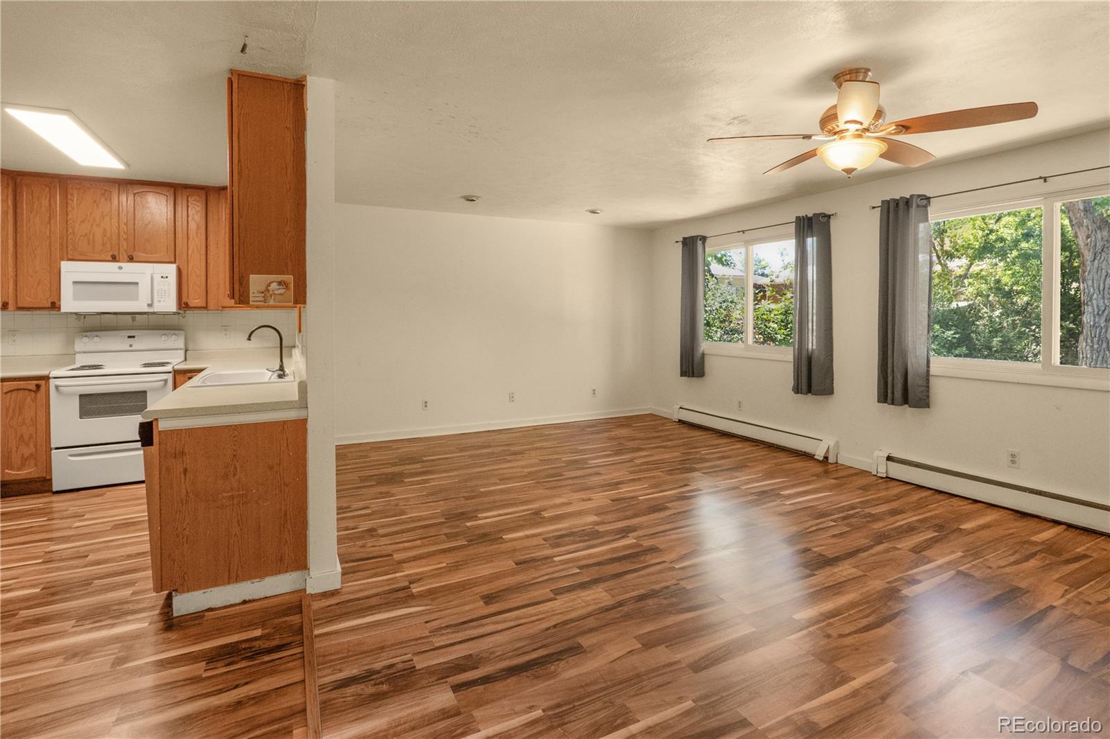 1619 S Brentwood St, Lakewood, CO 80232 photo