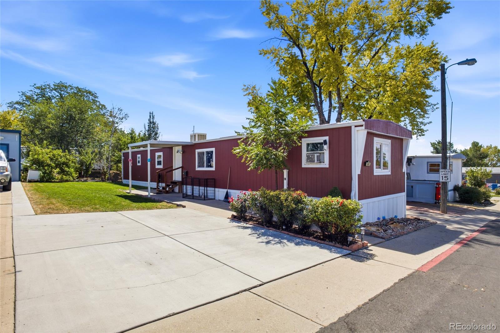2100 100 Ave, Thornton, CO 80260