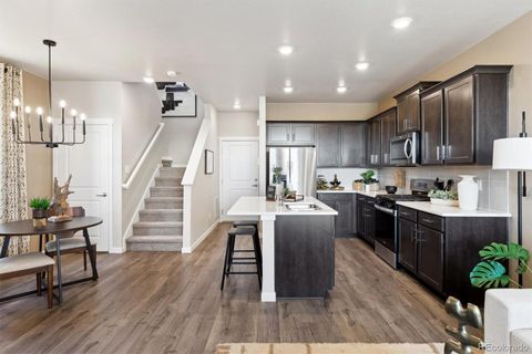 Townhouse in Denver CO 1364 S Boston Court #A 4.jpg