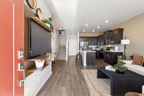 Townhouse in Denver CO 1364 S Boston Court #A 1.jpg