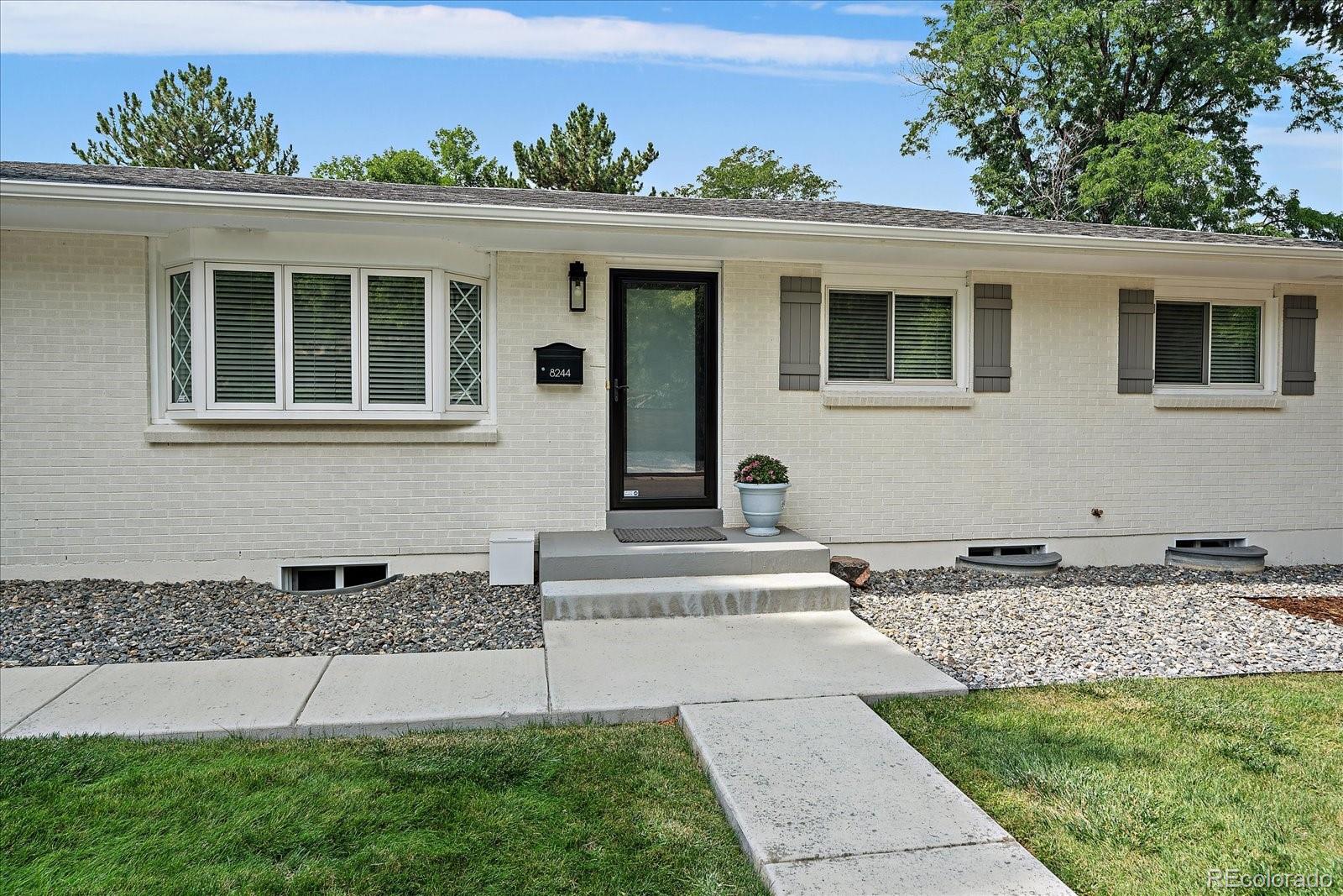 8244 E Kenyon Dr, Denver, CO 80237 photo