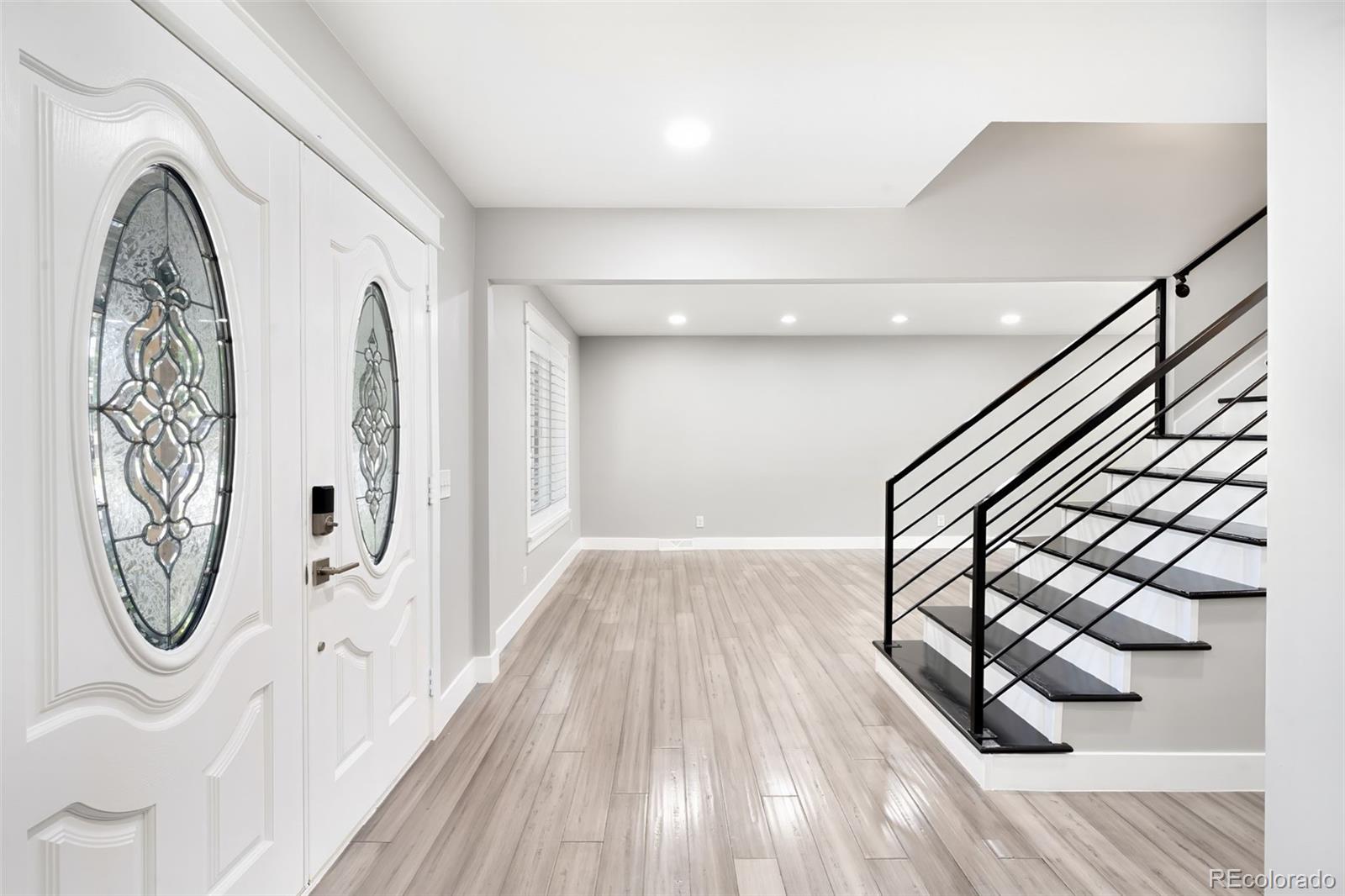 4015 S Olive St, Denver, CO 80237 photo