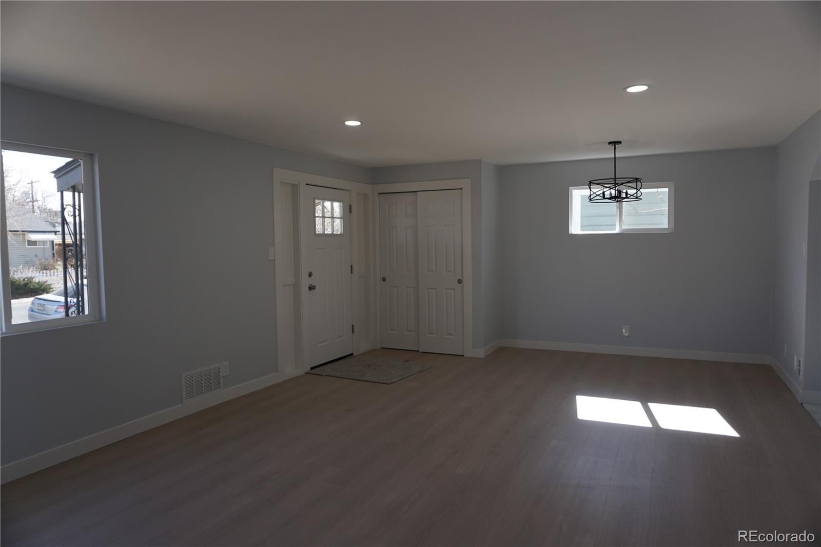 1657 Kingston St, Aurora, CO 80010 photo