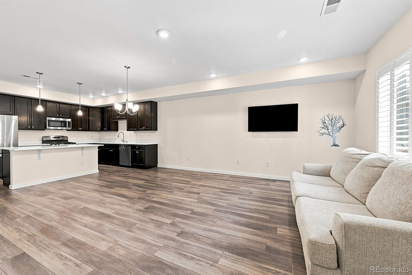 867 E 98 Ave #1203, Denver, CO 80229 photo
